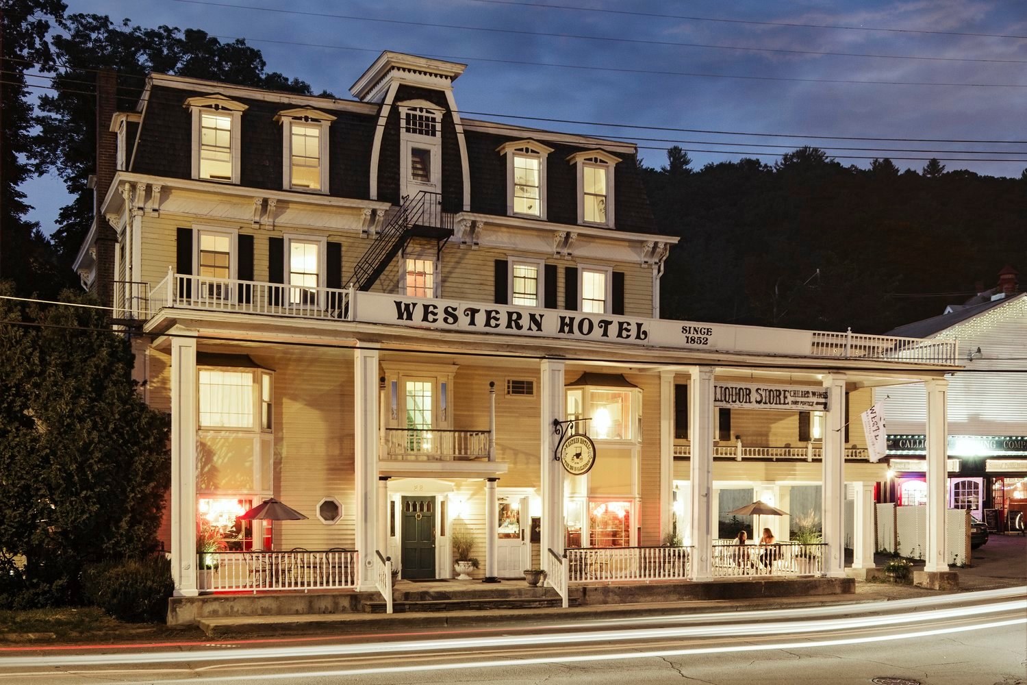 The Western Hotel in Callicoon welcomes all with food, drink and hospitality.